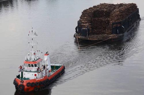 Contoh-Penggunaan-Tali-Baja-Sling-Pada-Kapal-Tongkang